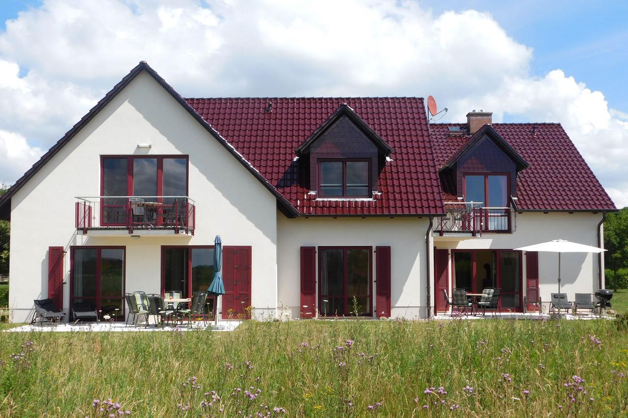 Ferienwohnungen "Am Storchennest" Goehren-Lebbin Exterior photo